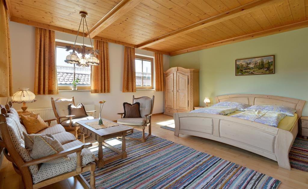 Stegerbauer Villa เคียร์ชบิเคิล ภายนอก รูปภาพ